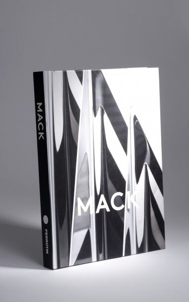 Mack. Spectrum