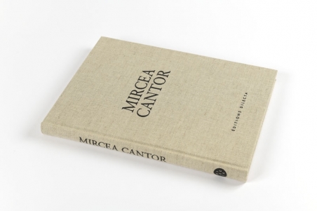 Mircea Cantor – Monograph